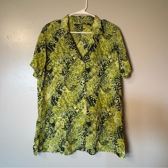 Mlle Gabrielle Womens Short Sleeve Button Down Green Floral Shirt Sz 16 Vacation - Picture 1 of 8